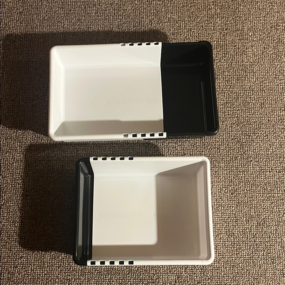 Extendable Storage Bins - Black and White